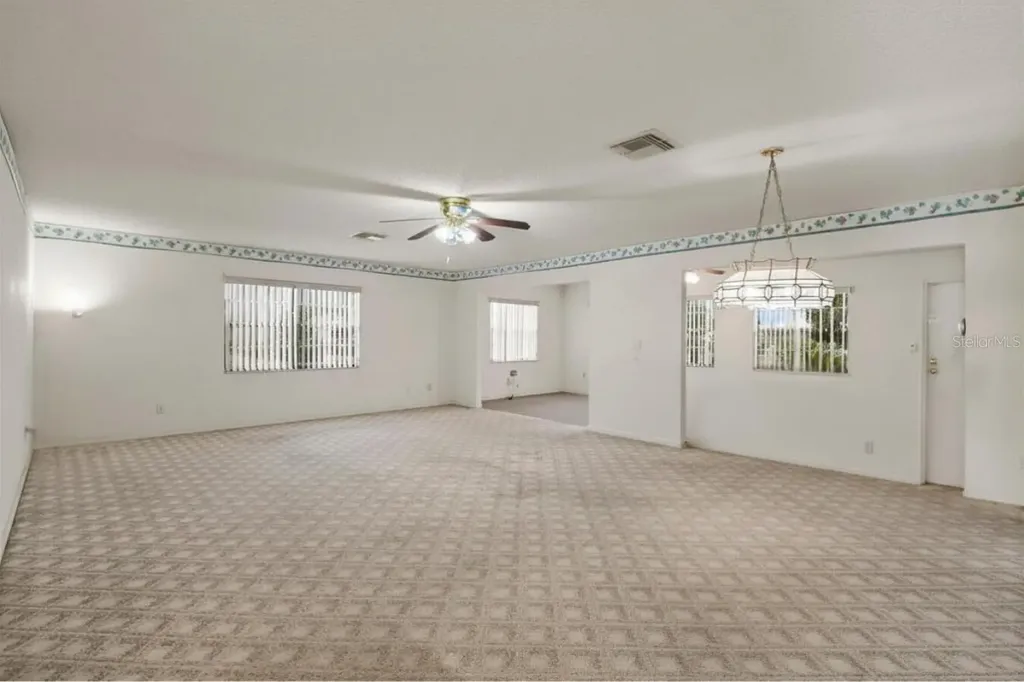 914 Sun Key Court Sun City Center FL 33573