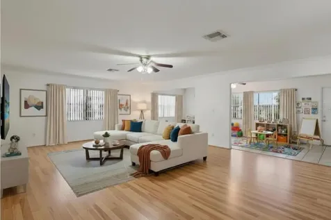 914 Sun Key Court Sun City Center FL 33573