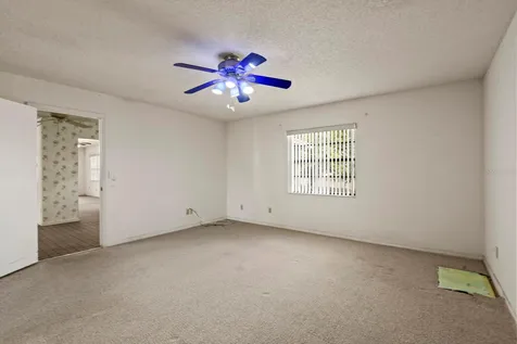 914 Sun Key Court Sun City Center FL 33573