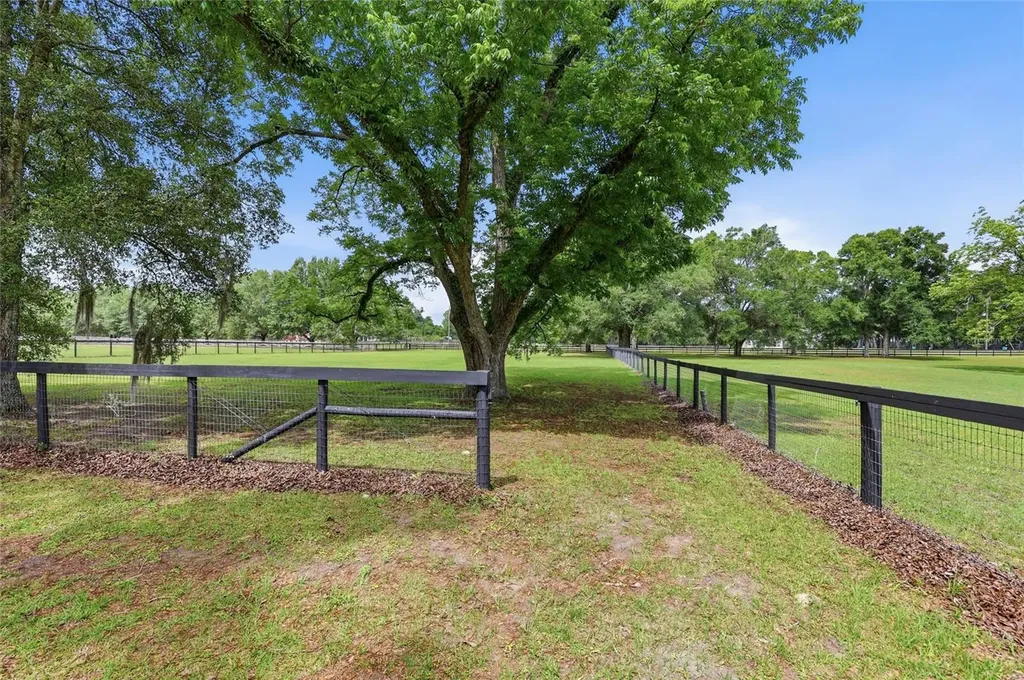 26341 NW 166th Avenue High Springs FL 32643
