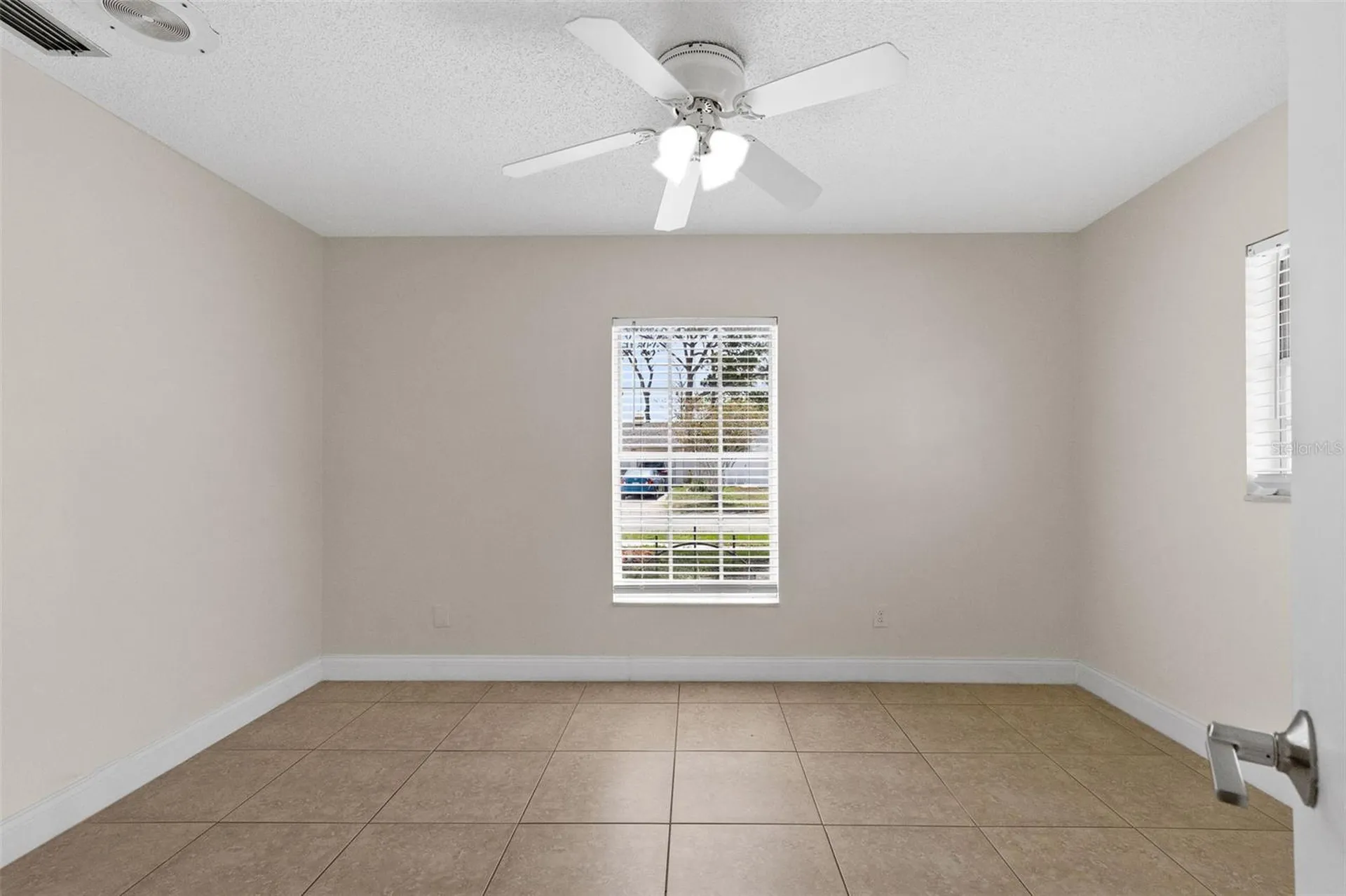 7516 Armand Circle Tampa FL 33634