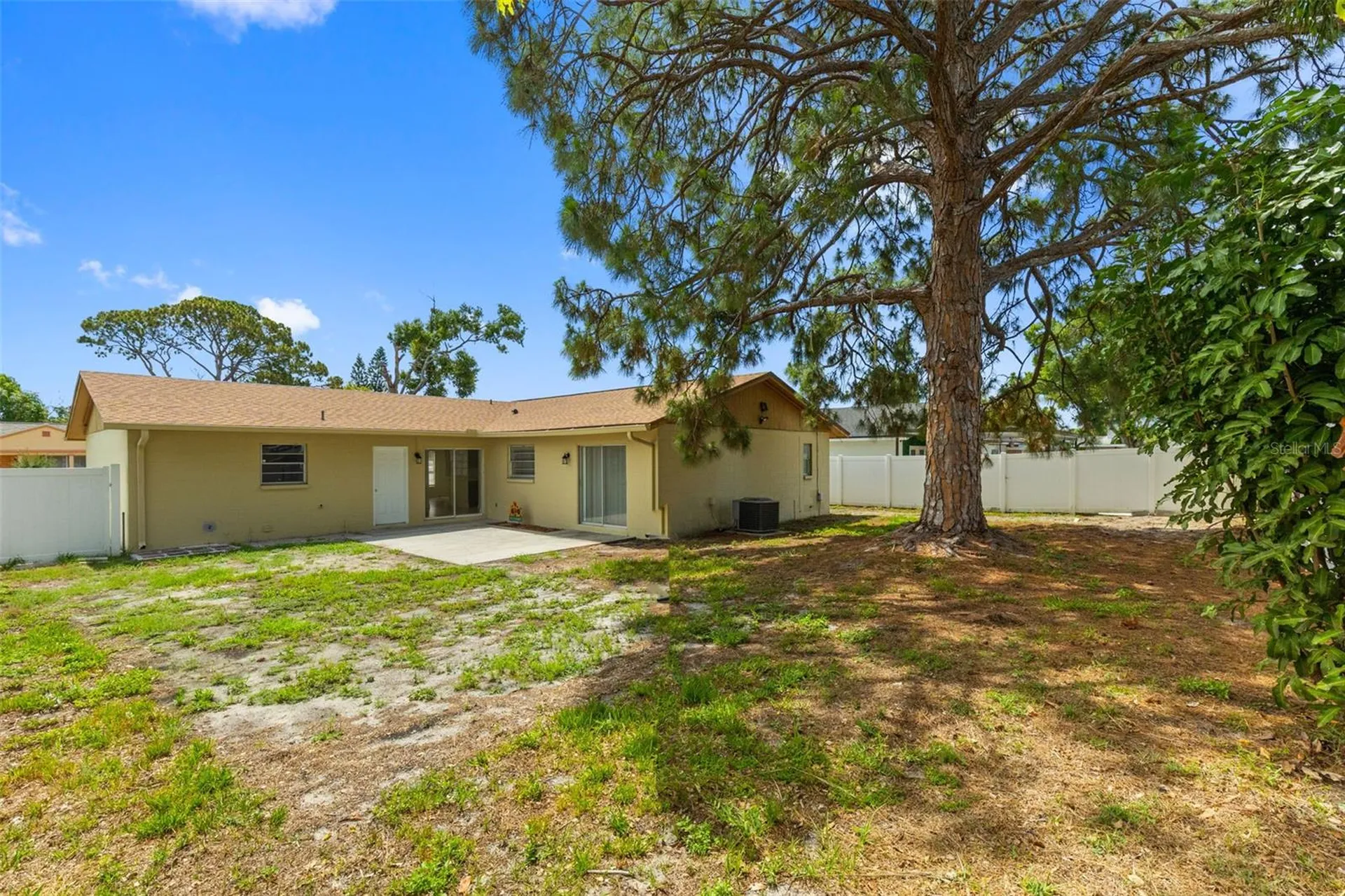 7516 Armand Circle Tampa FL 33634