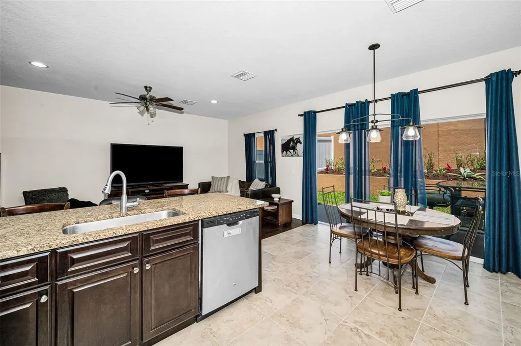 1737 Sommarie Way Tarpon Springs FL 34689