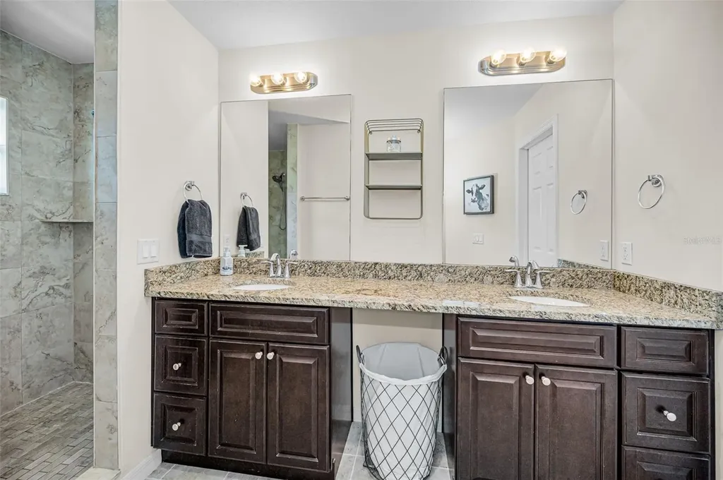 1737 Sommarie Way Tarpon Springs FL 34689