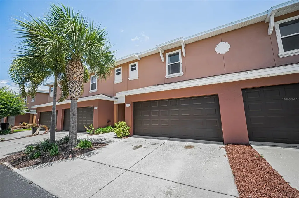 1737 Sommarie Way Tarpon Springs FL 34689