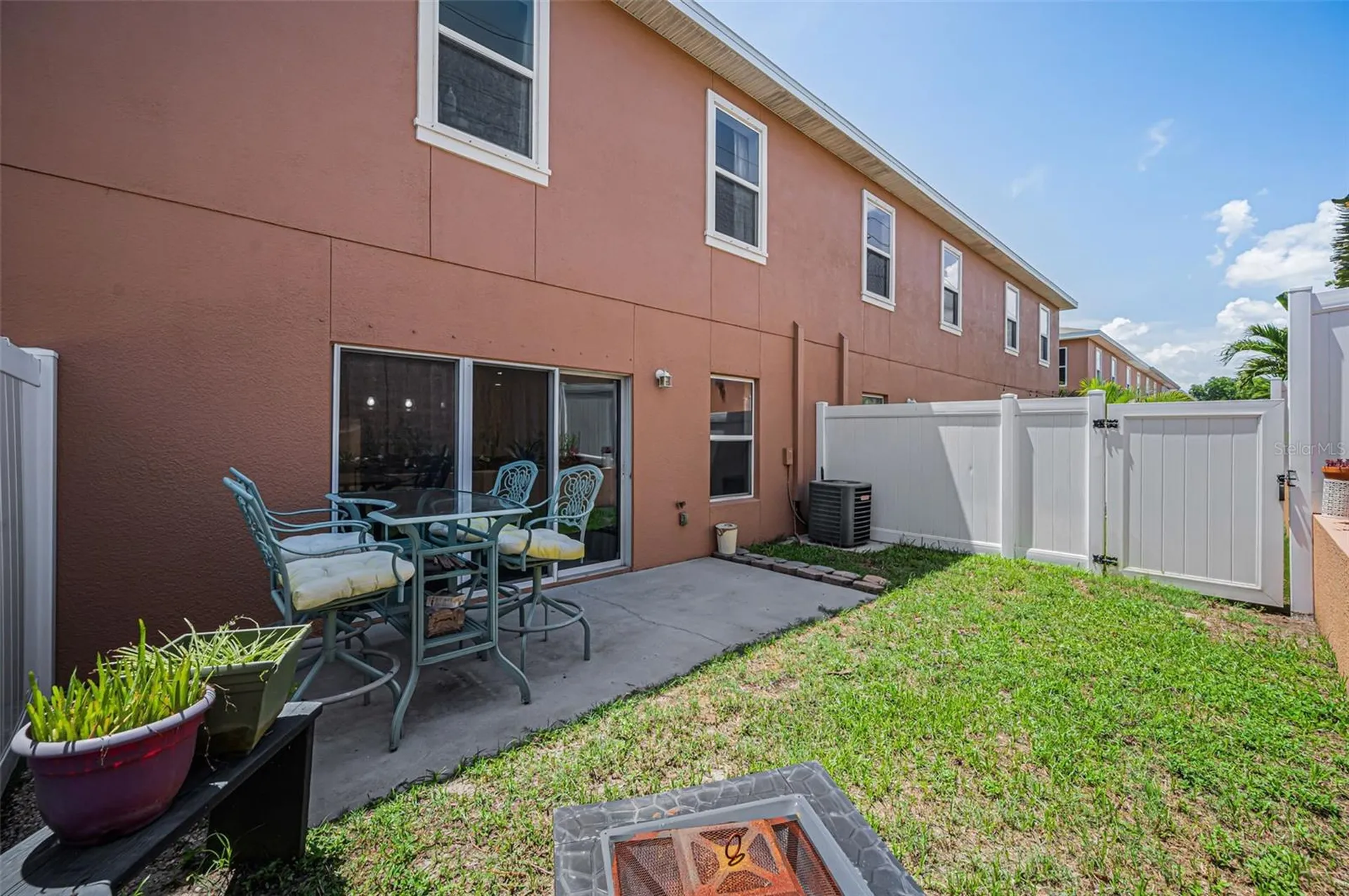 1737 Sommarie Way Tarpon Springs FL 34689