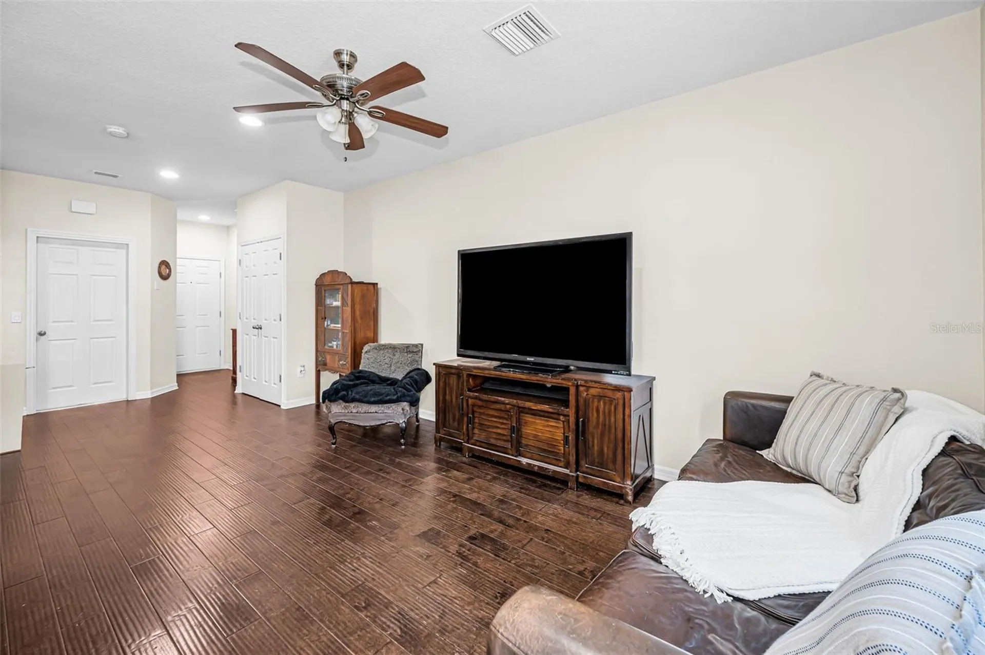 1737 Sommarie Way Tarpon Springs FL 34689