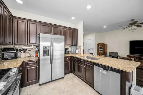 1737 Sommarie Way Tarpon Springs FL 34689