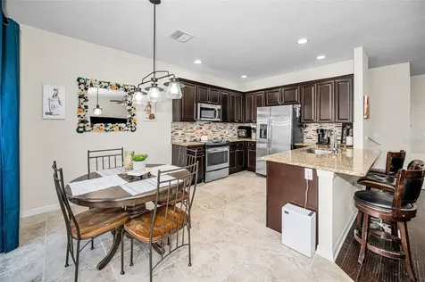 1737 Sommarie Way Tarpon Springs FL 34689