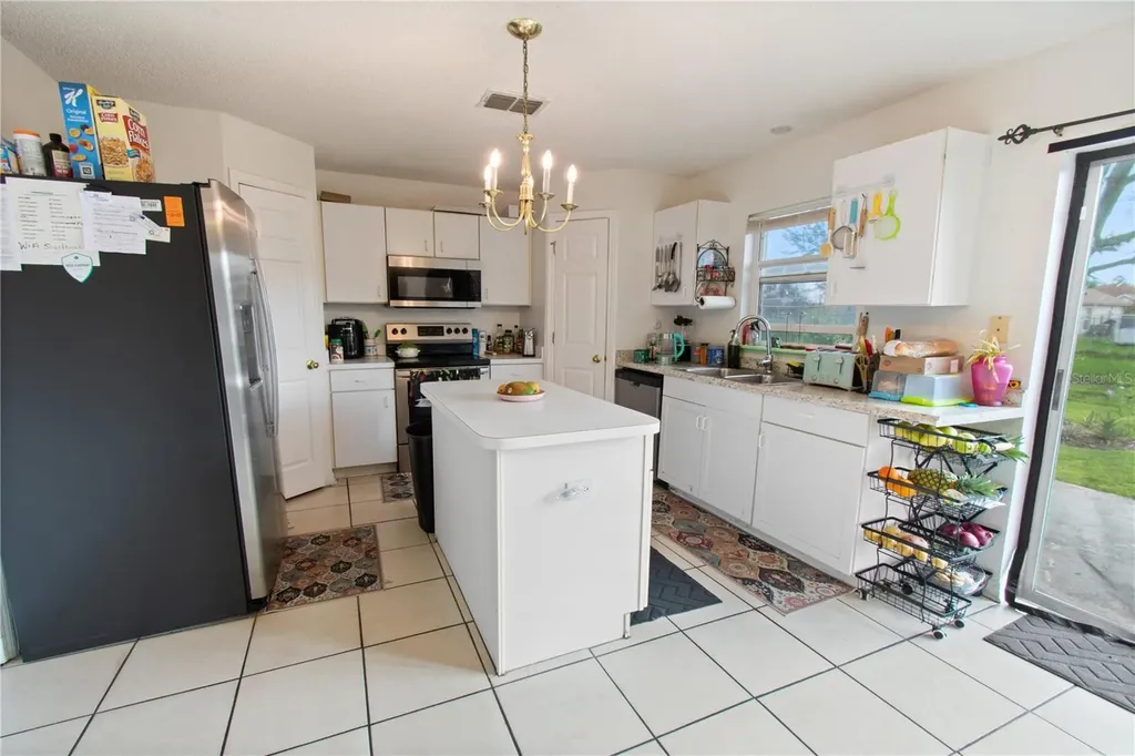 613 Notre Dame Way Kissimmee FL 34759