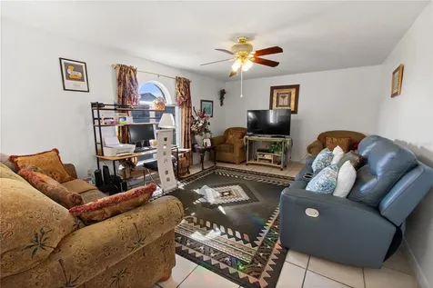 613 Notre Dame Way Kissimmee FL 34759