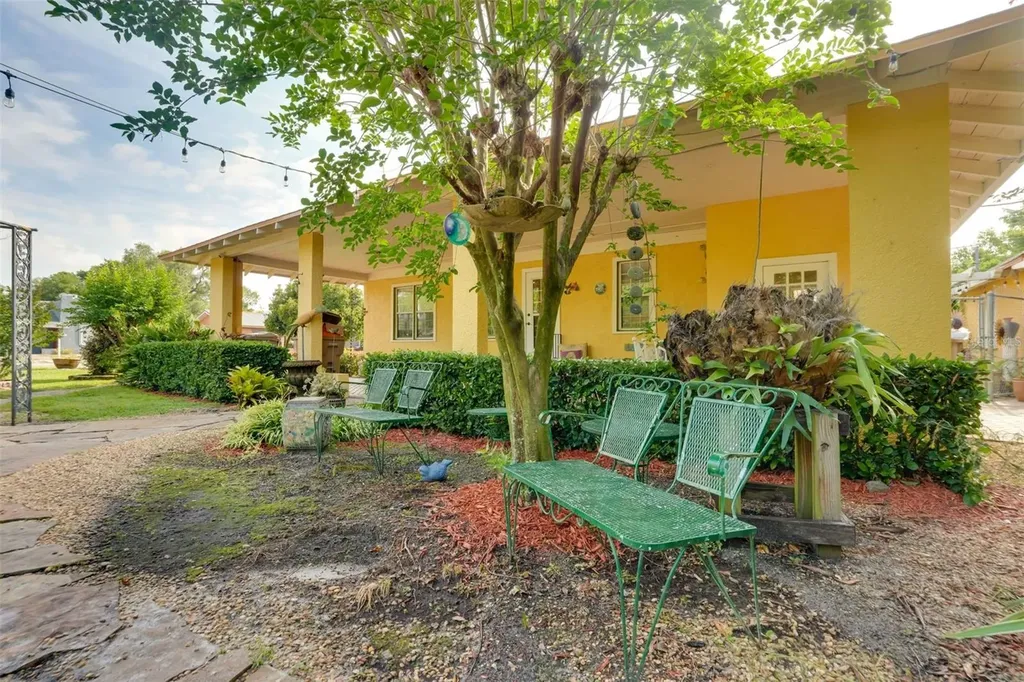 2390 Sheridan Road Mount Dora FL 32757