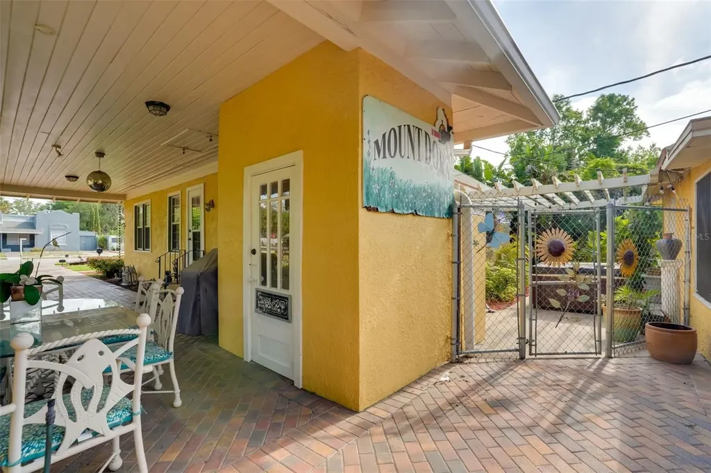 2390 Sheridan Road Mount Dora FL 32757