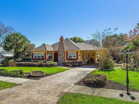 2390 Sheridan Road Mount Dora FL 32757