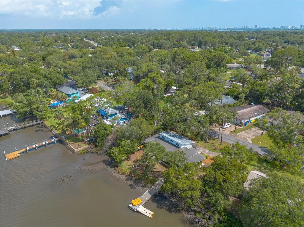 5528 W Bayshore Drive Port Orange FL 32127