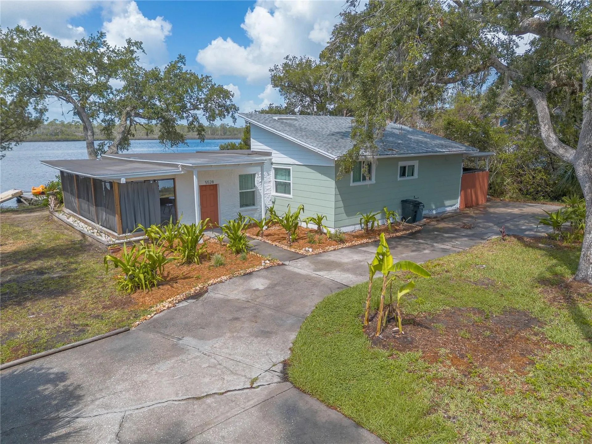 5528 W Bayshore Drive Port Orange FL 32127