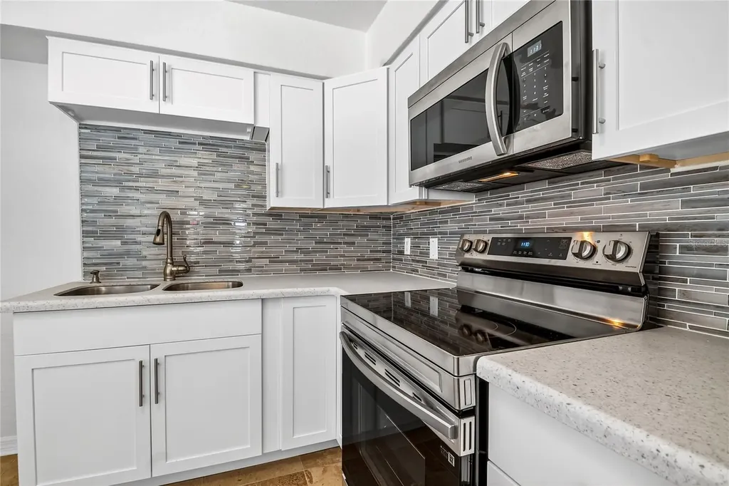 13440 1st Street E Madeira Beach FL 33708