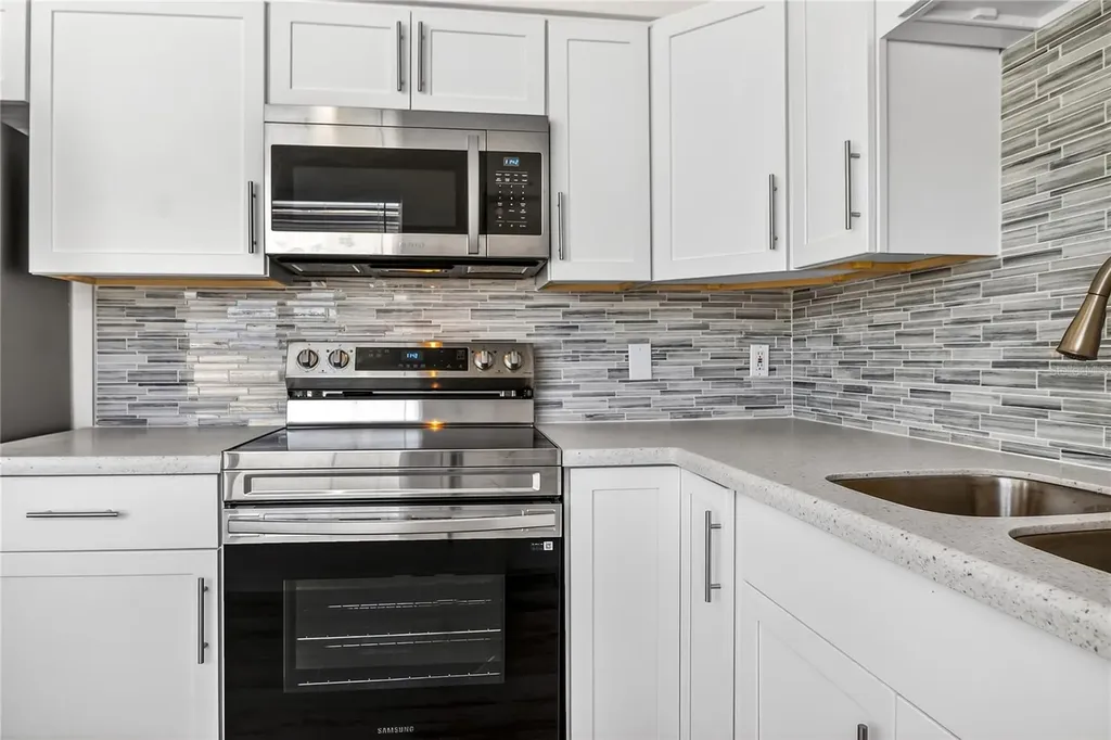 13440 1st Street E Madeira Beach FL 33708