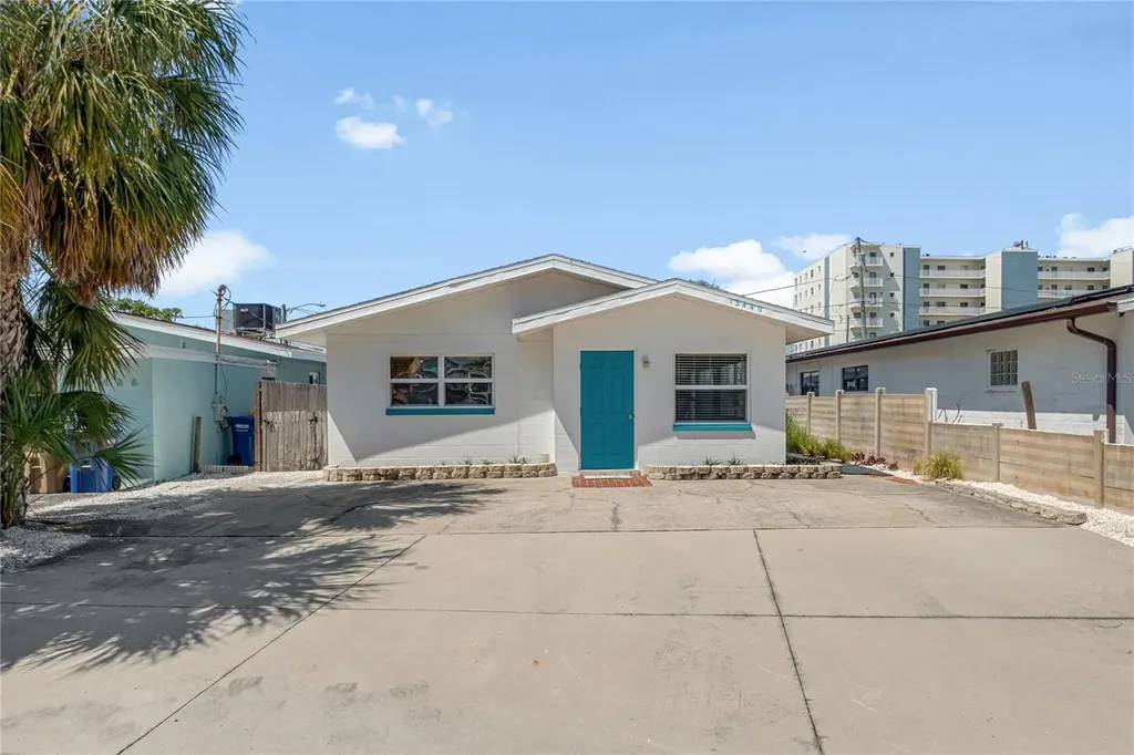 13440 1st Street E Madeira Beach FL 33708