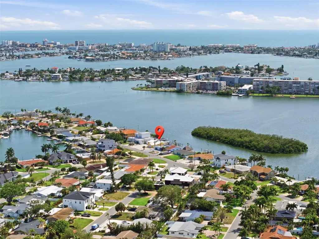 1421 Sea Gull Drive S St Petersburg FL 33707