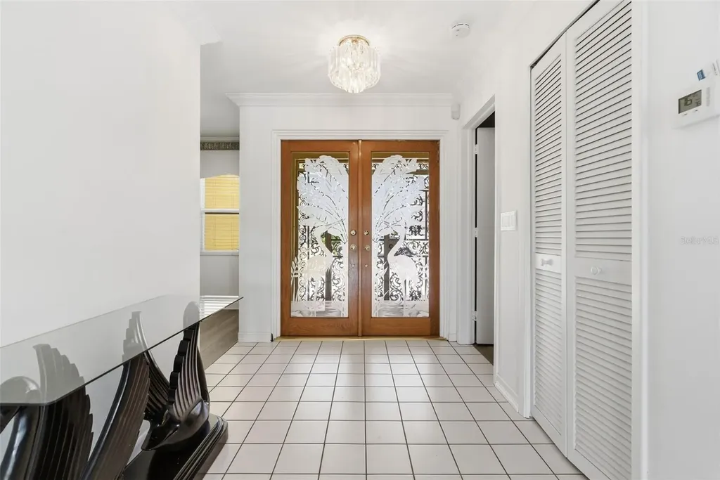 1421 Sea Gull Drive S St Petersburg FL 33707