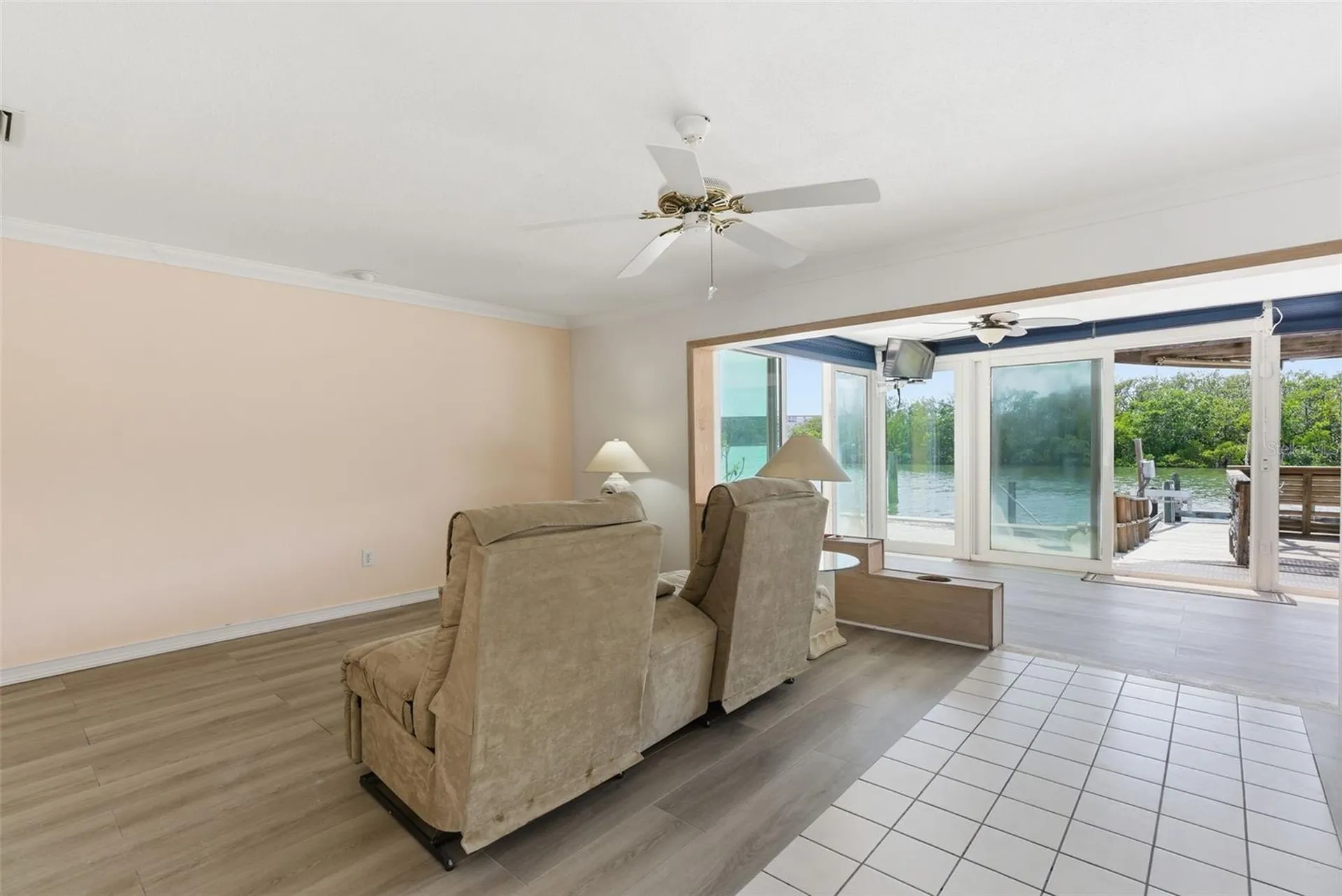 1421 Sea Gull Drive S St Petersburg FL 33707