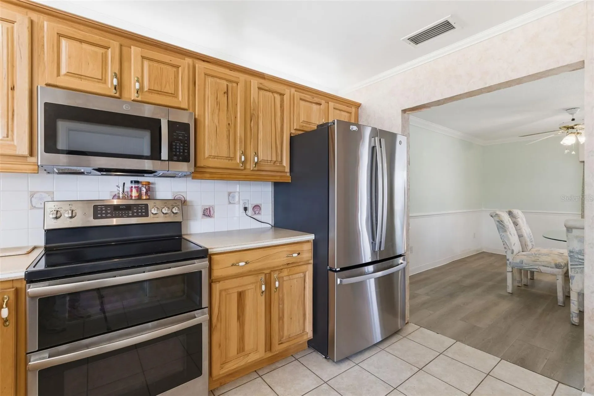 1421 Sea Gull Drive S St Petersburg FL 33707