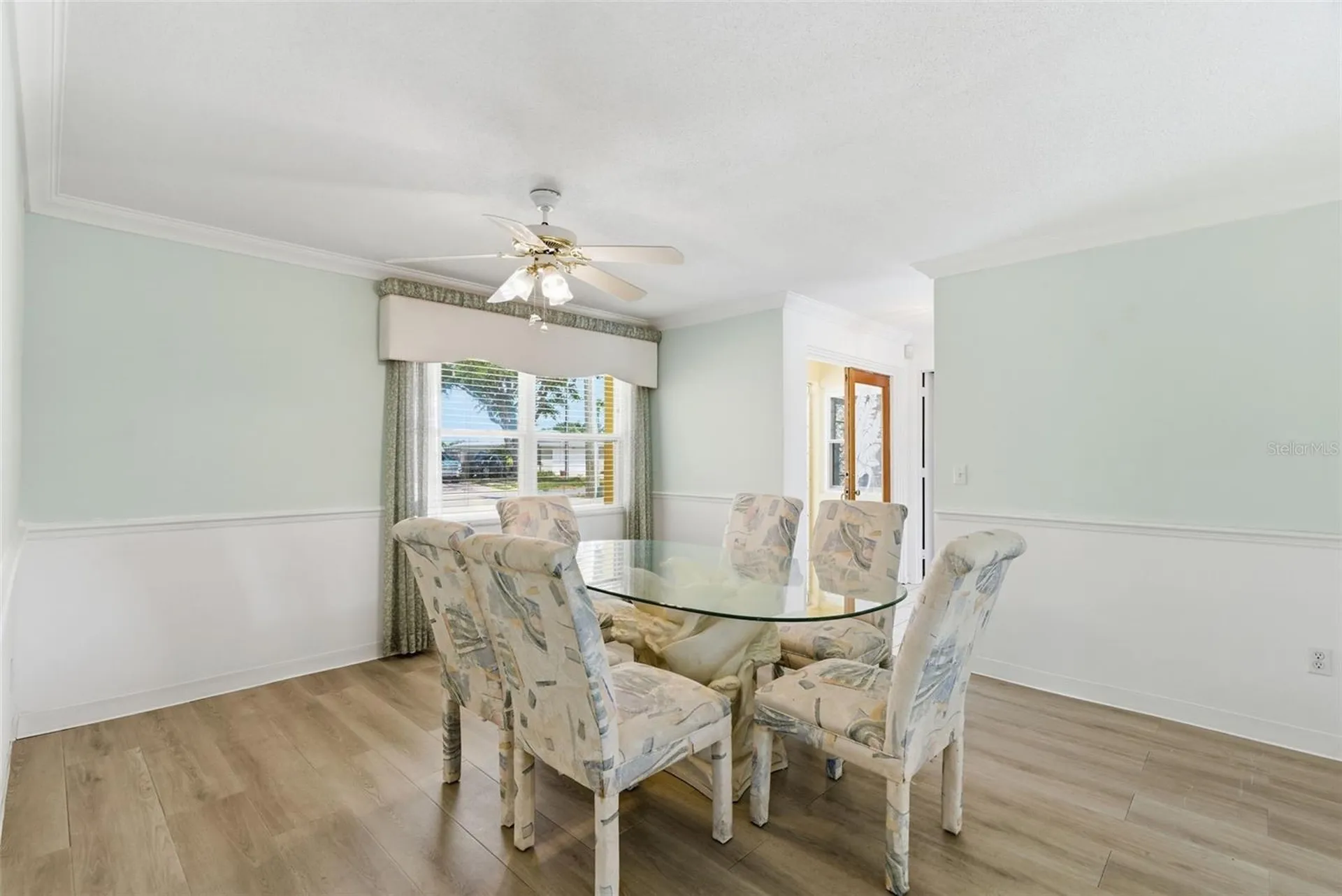 1421 Sea Gull Drive S St Petersburg FL 33707
