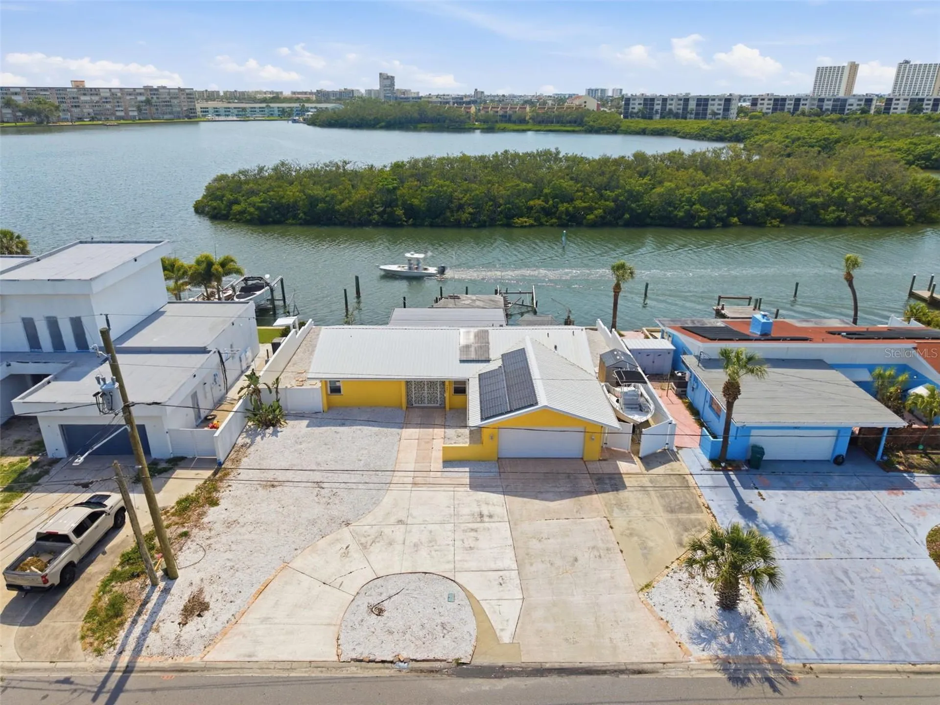 1421 Sea Gull Drive S St Petersburg FL 33707