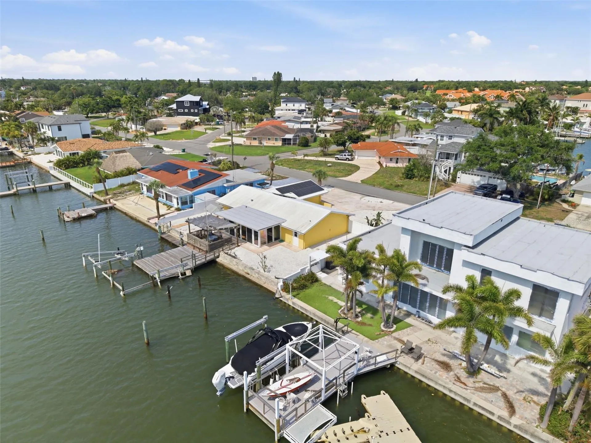 1421 Sea Gull Drive S St Petersburg FL 33707