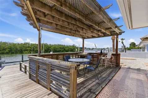 1421 Sea Gull Drive S St Petersburg FL 33707