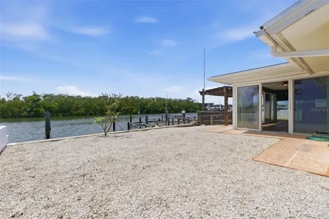 1421 Sea Gull Drive S St Petersburg FL 33707