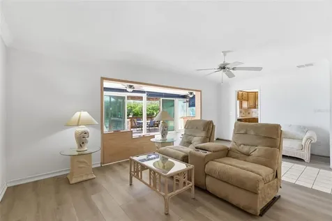 1421 Sea Gull Drive S St Petersburg FL 33707
