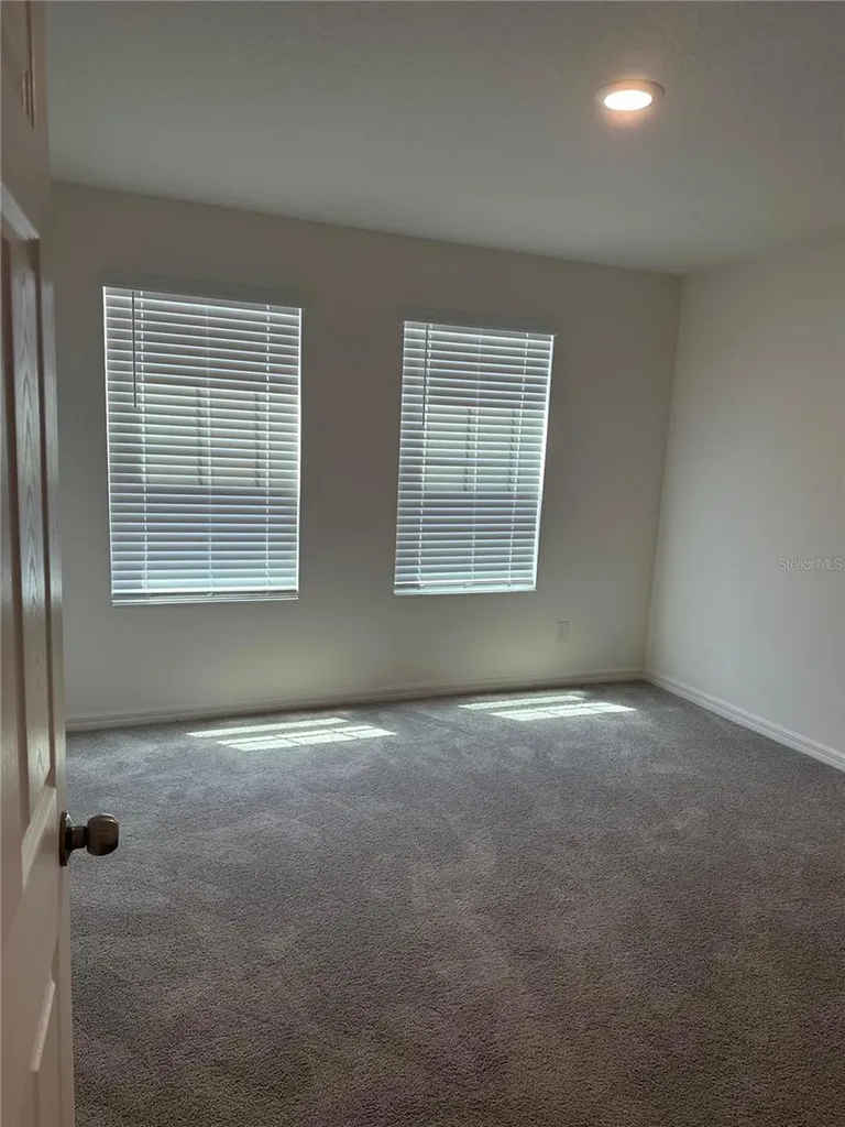 189 Glass Onion Drive Howey In The Hills FL 34737