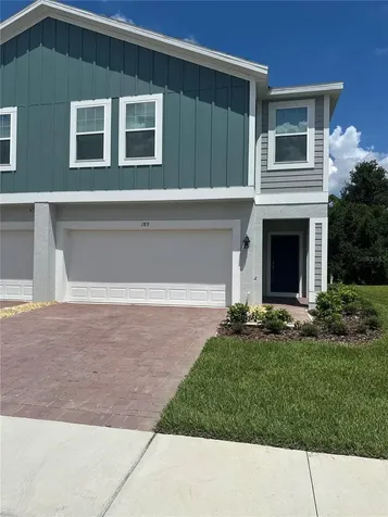 189 Glass Onion Drive Howey In The Hills FL 34737