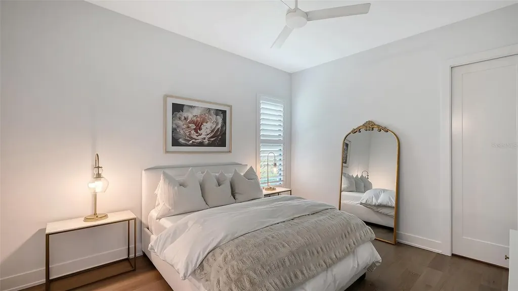 7920 Mainsail Lane Sarasota FL 34240