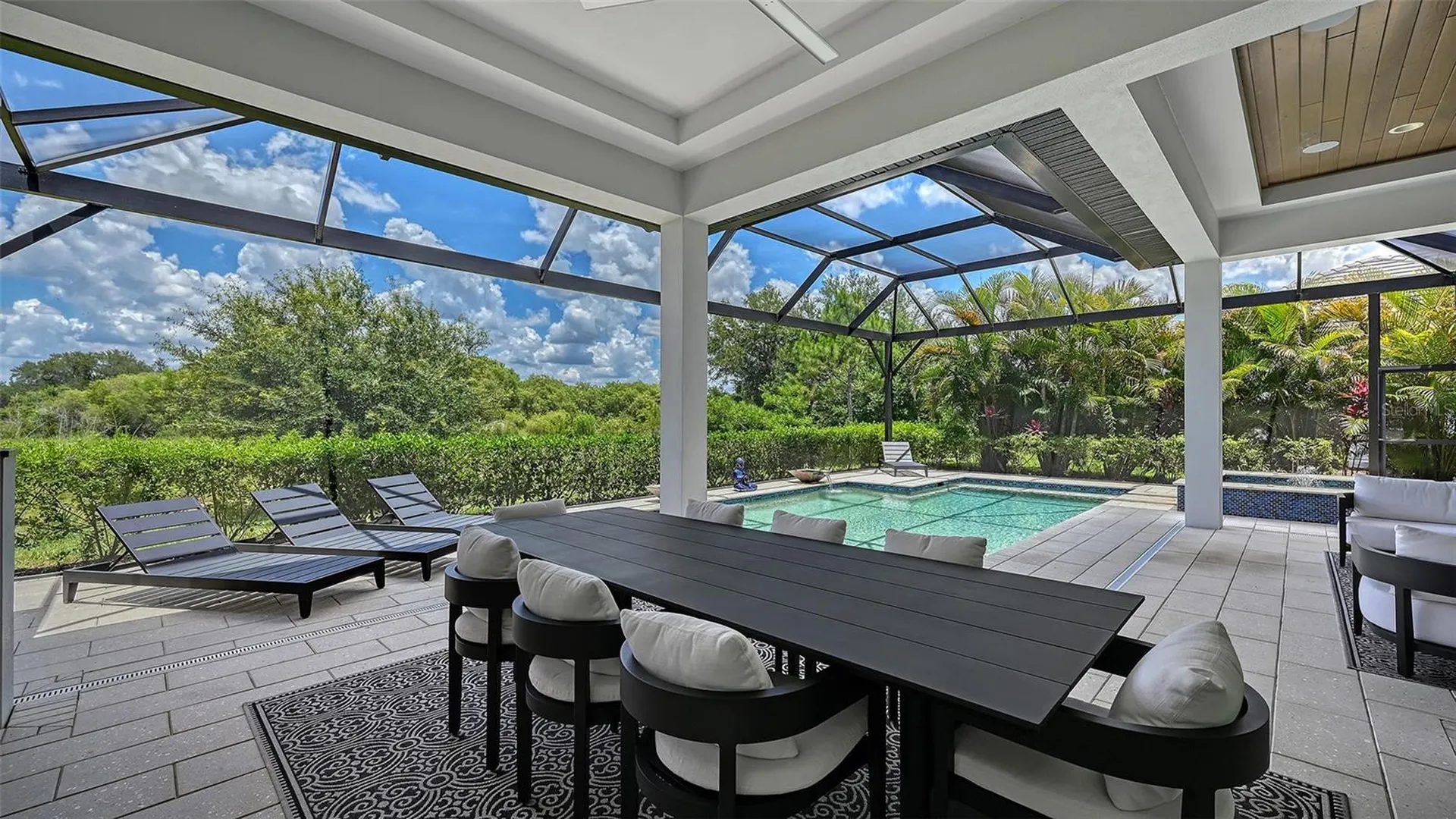 7920 Mainsail Lane Sarasota FL 34240