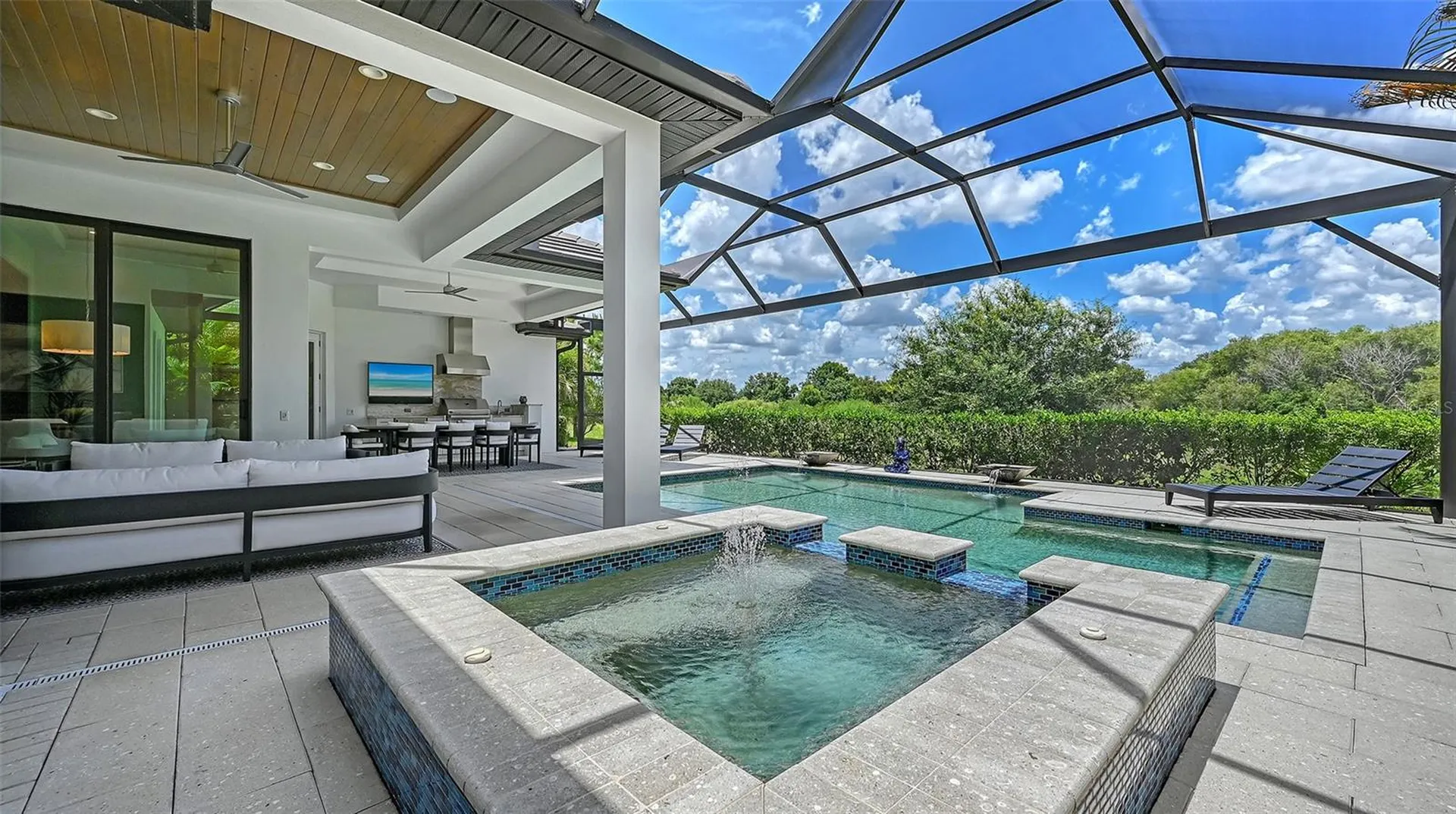 7920 Mainsail Lane Sarasota FL 34240