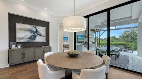 7920 Mainsail Lane Sarasota FL 34240