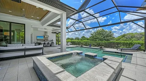 7920 Mainsail Lane Sarasota FL 34240