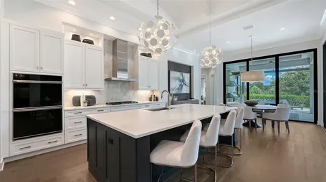 7920 Mainsail Lane Sarasota FL 34240