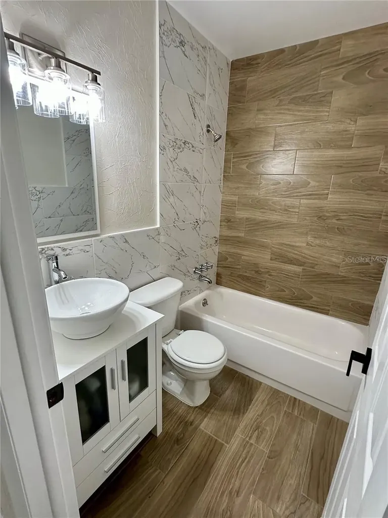 2428 Columbia Drive Clearwater FL 33763