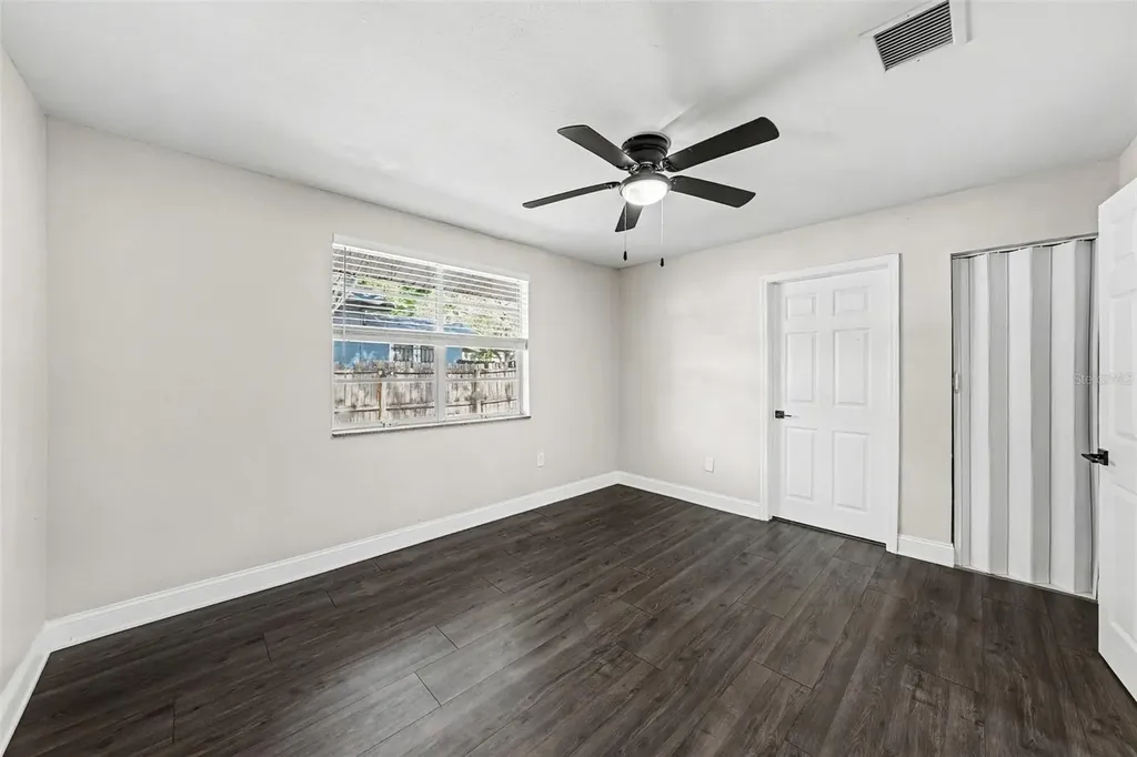 1204 E Cayuga Street Tampa FL 33603