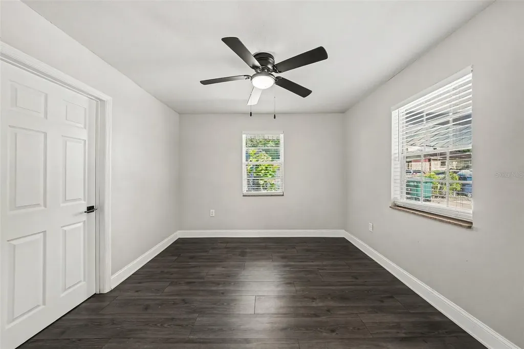 1204 E Cayuga Street Tampa FL 33603