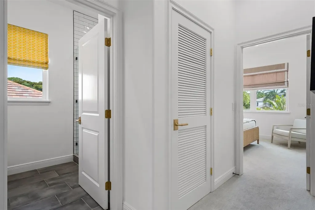 1915 Clematis Street Sarasota FL 34239