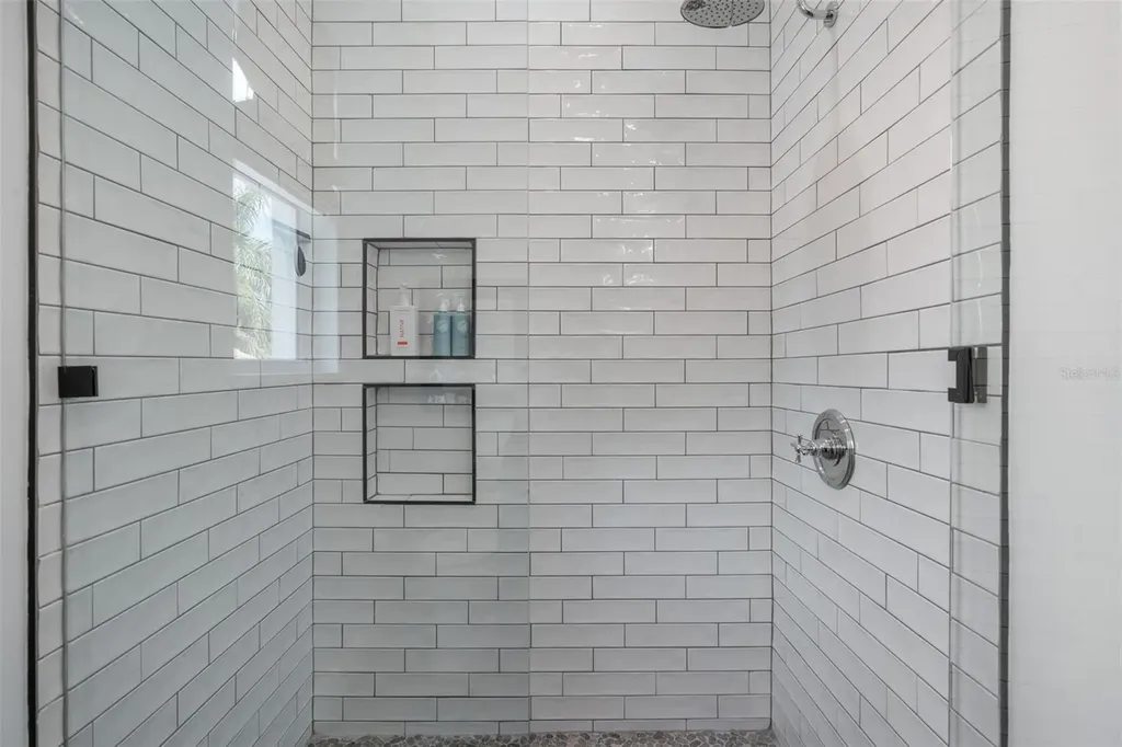 1915 Clematis Street Sarasota FL 34239