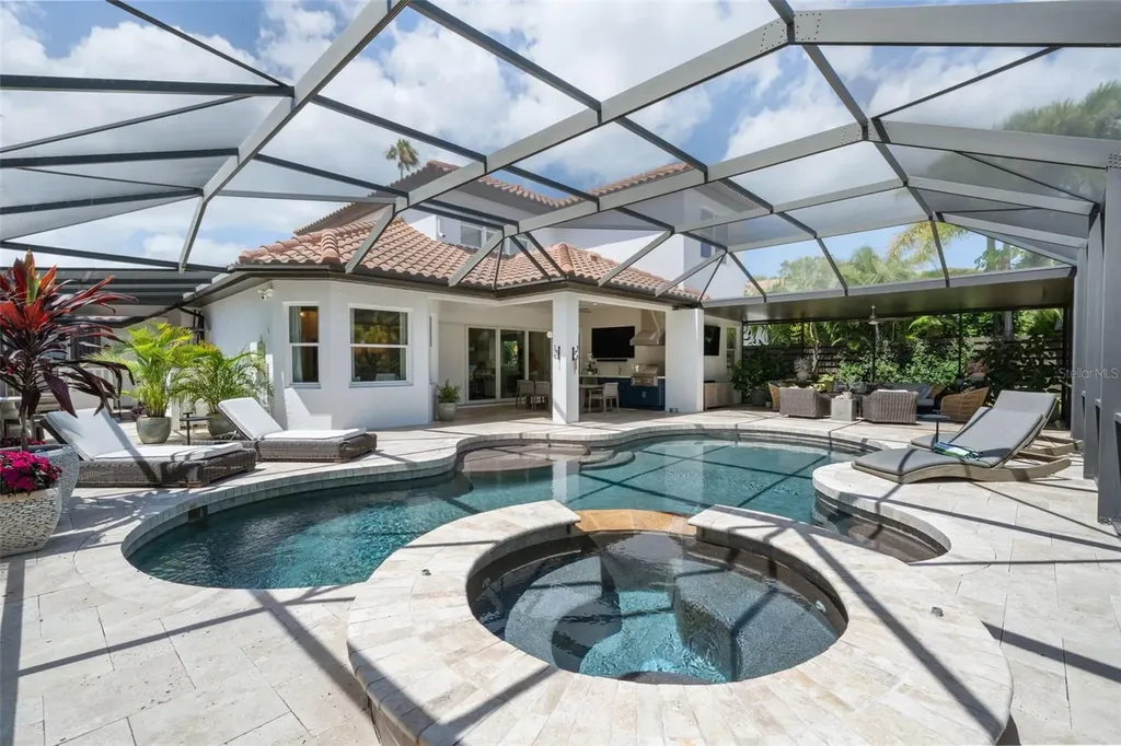 1915 Clematis Street Sarasota FL 34239