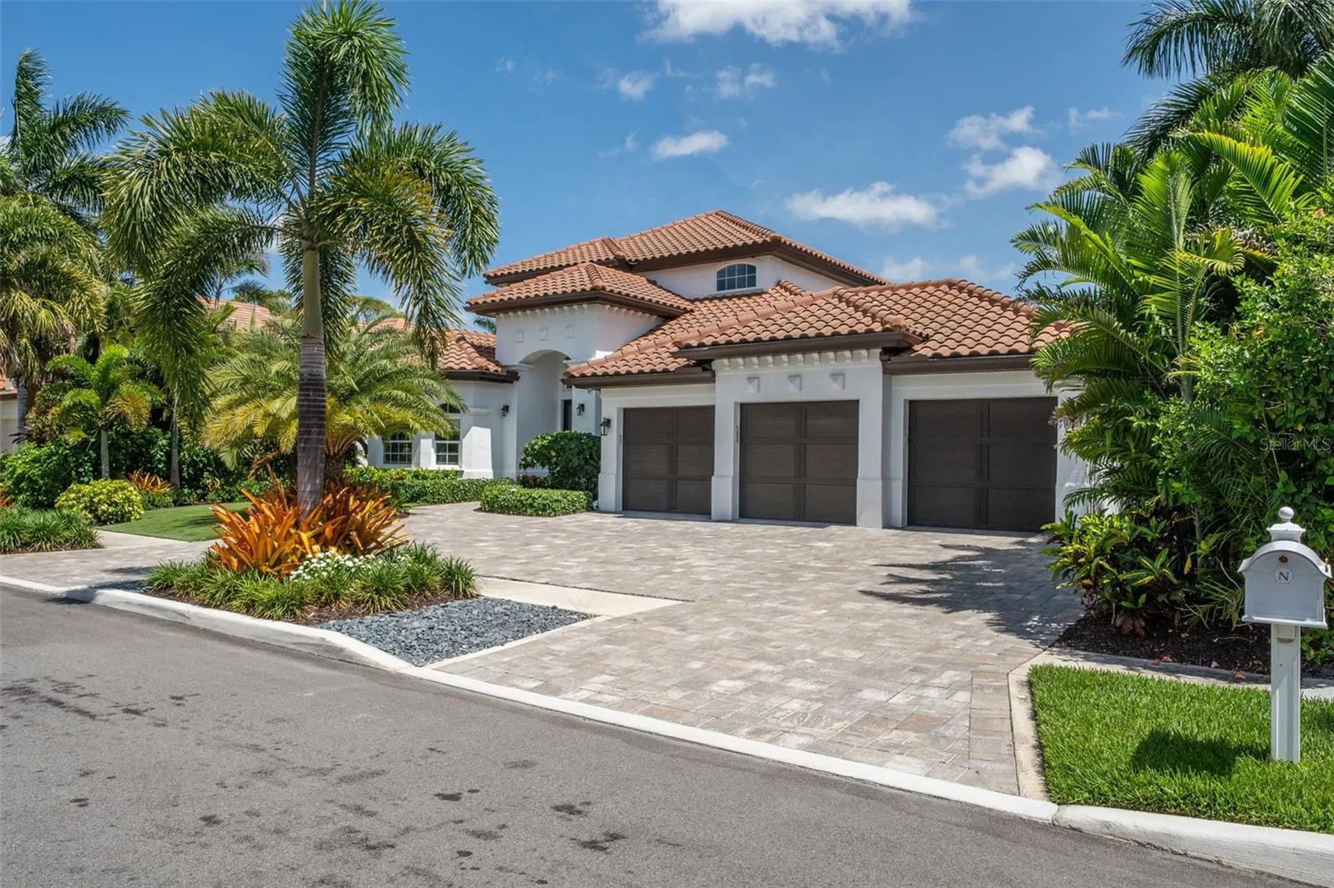 1915 Clematis Street Sarasota FL 34239