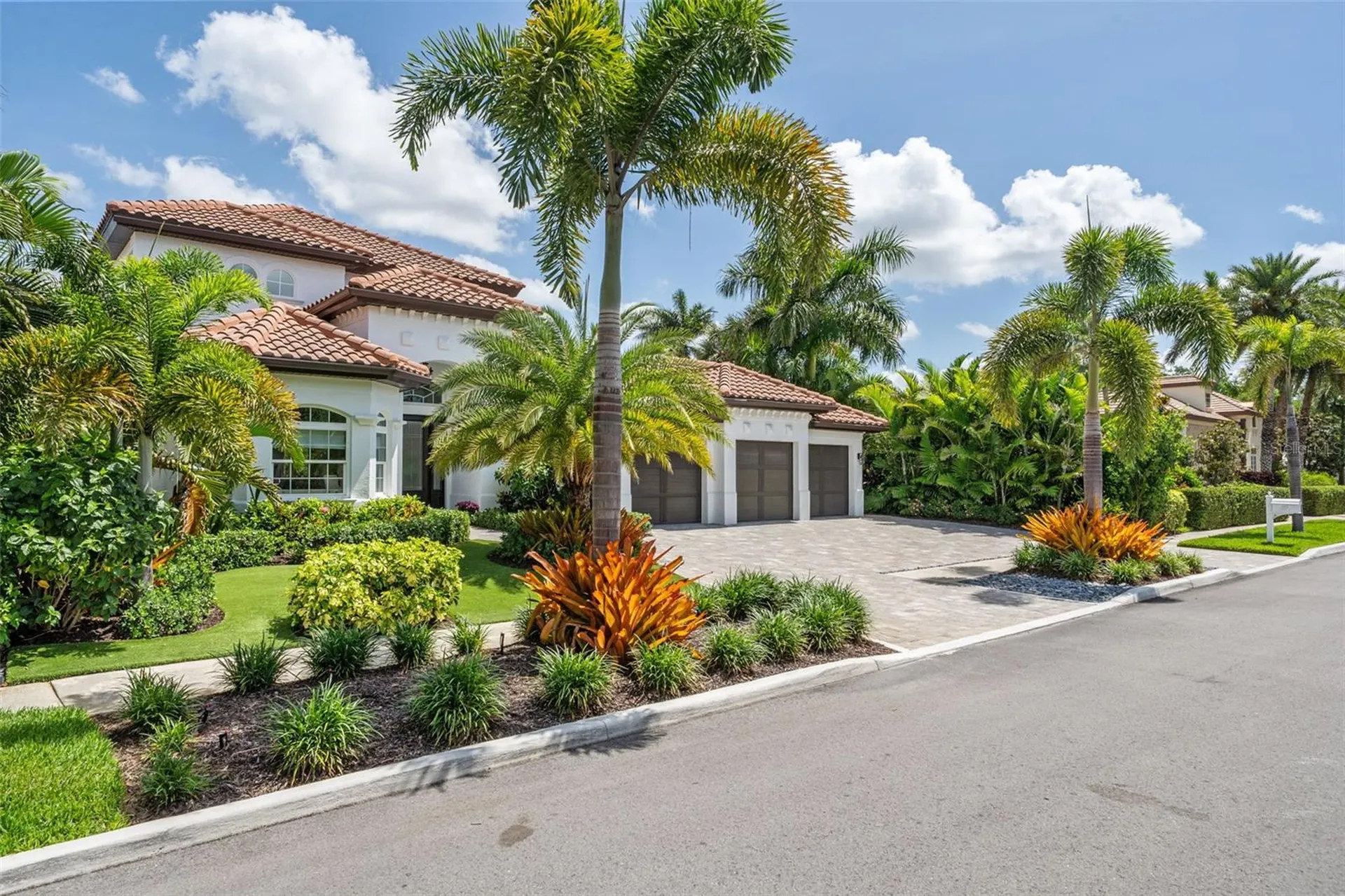 1915 Clematis Street Sarasota FL 34239