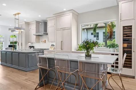 1915 Clematis Street Sarasota FL 34239